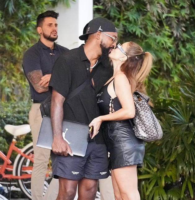 1673518360710057445.png 乔丹.png