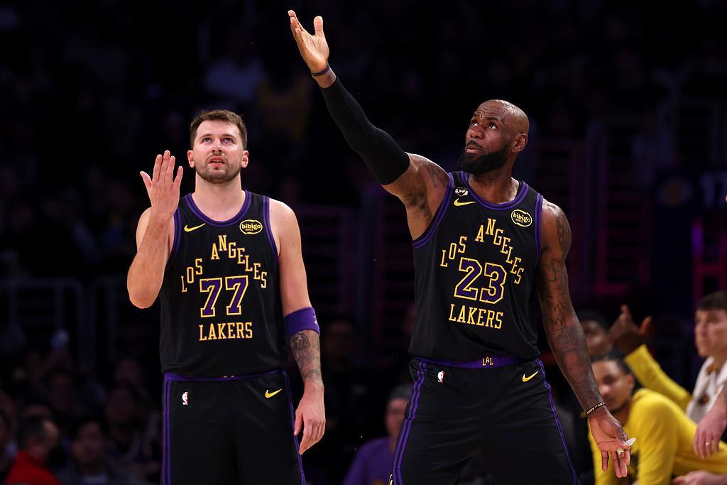 立博体育注册登录-湖人队常规赛数据：投篮命中率50.2%全联盟第一，得分第11失分第12